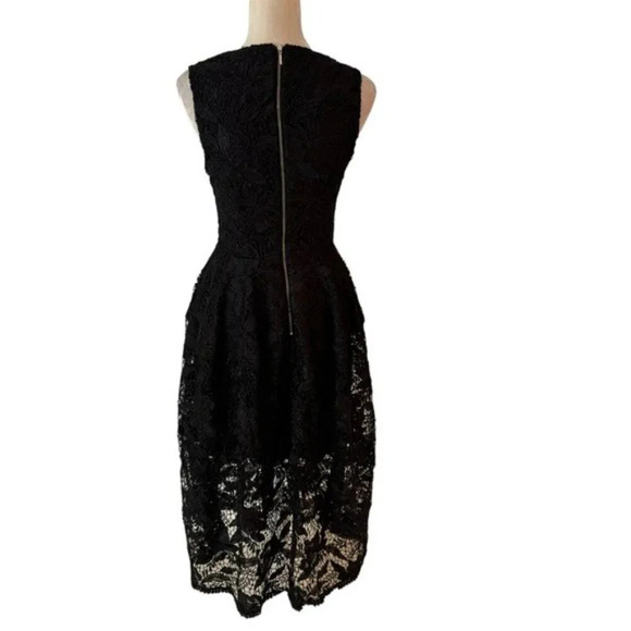 Nicholas Deep V Neck Floral Lace Midi Dress Black Size 0 - Picture 7 of 12